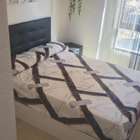 Homestay Playa Levante *