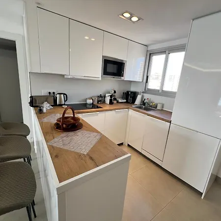 Azure Oasis Apartment *