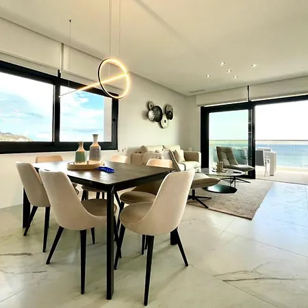 Sunset Cliffs Seasonal Apartment