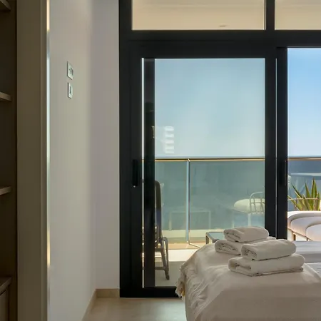 Sunset Cliffs Wellness & By Leo *