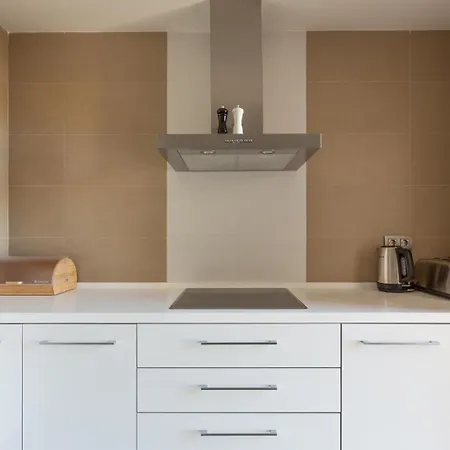 Apartment Intempo & By Leo