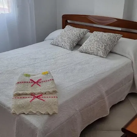 3 Matrimonio A 100 M De La Playa Homestay Benidorm