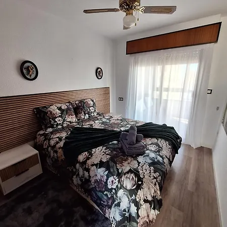 New One Bedroom Apartment *