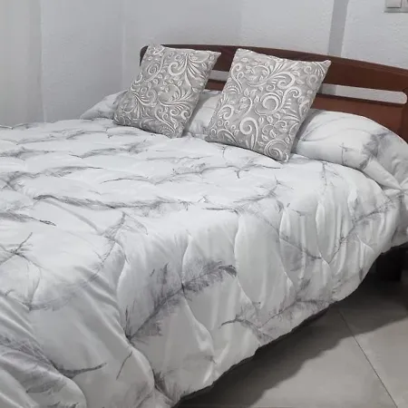3 Matrimonio A 100 M De La Playa