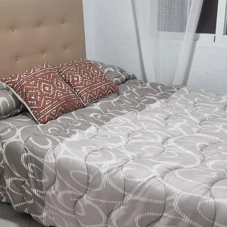 Habitacion Matrimonial Cerca A La Playa De Poniente 홈스테이 베니돔