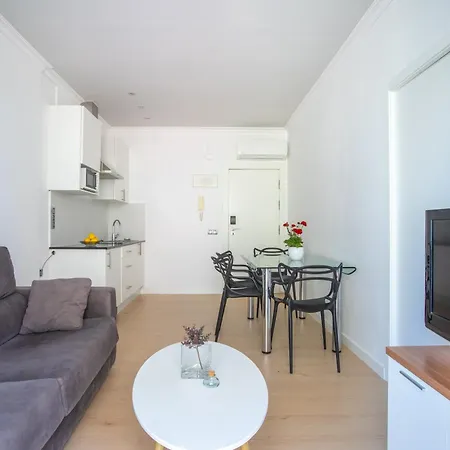 Senabre Palais Apartment