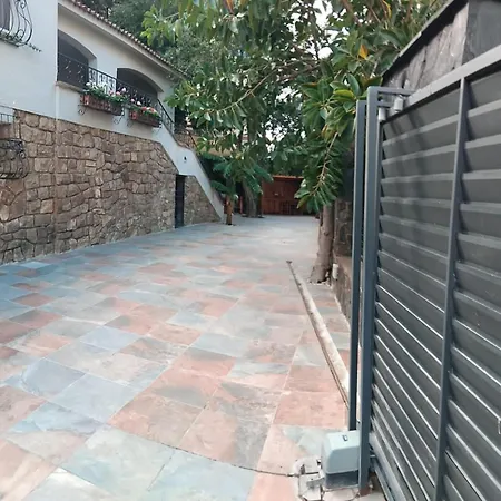 Casa En La Naturaleza En Benidorm