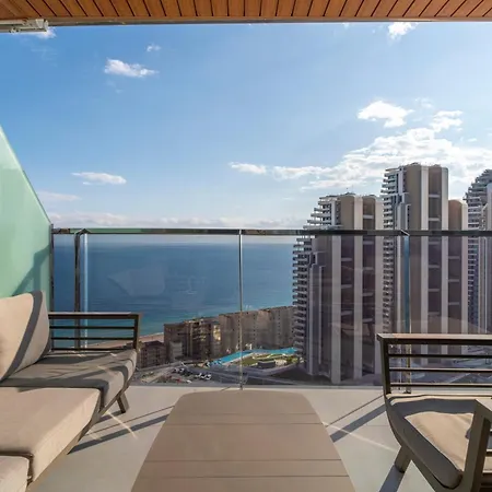 Seventh Heaven - Sunset Waves Apartment *