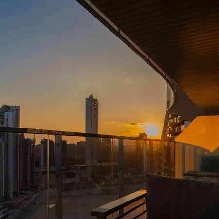 Seventh Heaven - Sunset Waves Apartment