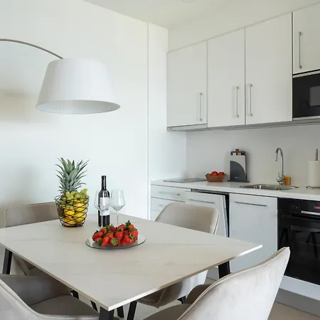 Intempo Sea View By Leo Apartment *