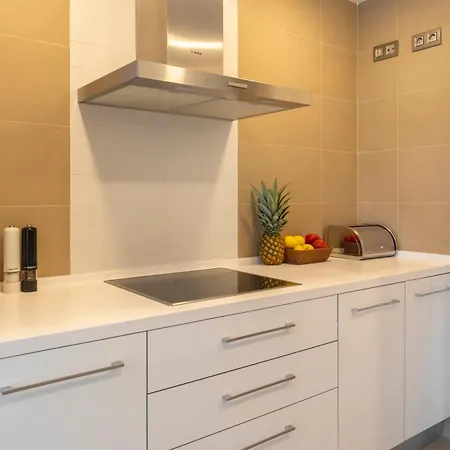 Intempo Sea View By Leo Apartment