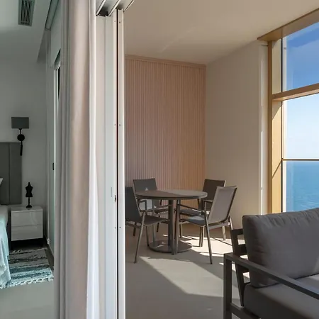 Apartment Intempo & By Leo
