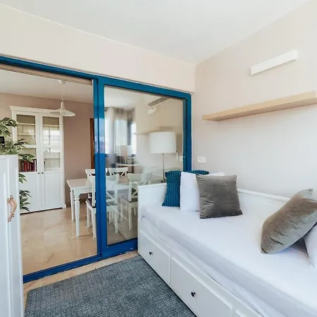 Moonkey - Kennedy Iii Apartment