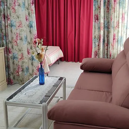 Solo Familias Torre Domo