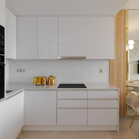 Apartment Sunset Cliffs Wellness & By Leo