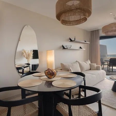 Sunset Cliffs Wellness & By Leo * Benidorm