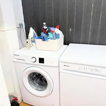 Con Piscina Y Garaje En Apartment Benidorm