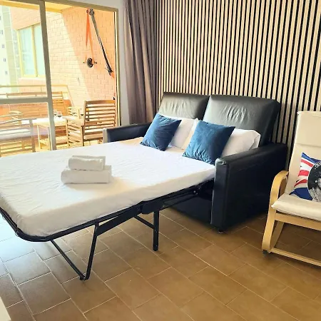 Apartment Con Piscina Y Garaje En