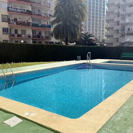 A Estrenar Con Vistas A La Playa De Levante Con Plaza De Garaje Benidorm