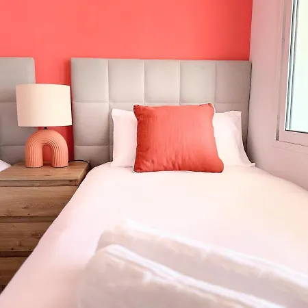 Apartment A Estrenar Con Vistas A La Playa De Levante Con Plaza De Garaje Benidorm