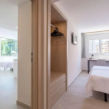 Hotel Halley & Affiliated By Melia Benidorm