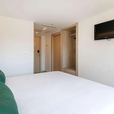 Halley & Affiliated By Melia * Benidorm
