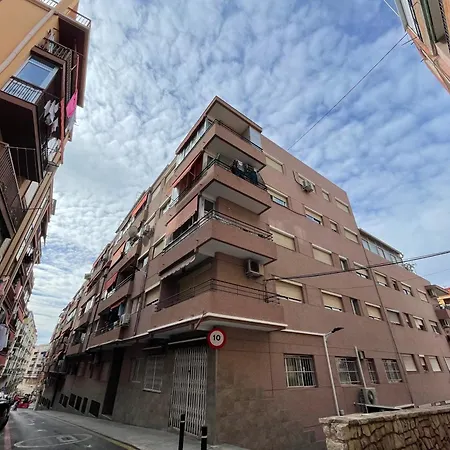 Jl A Apartment *