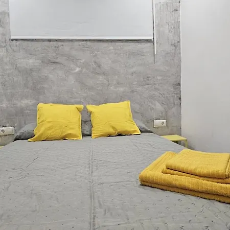 Jl A Apartment *
