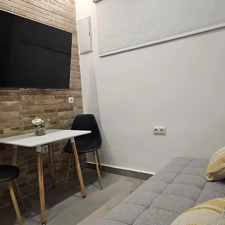 Jl A Apartment *