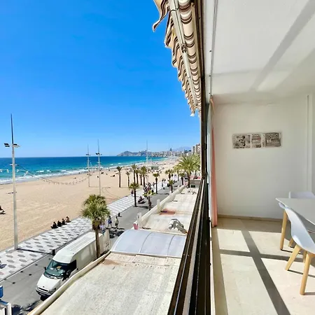 Gemelos 1 Seafront Levante Benidorm