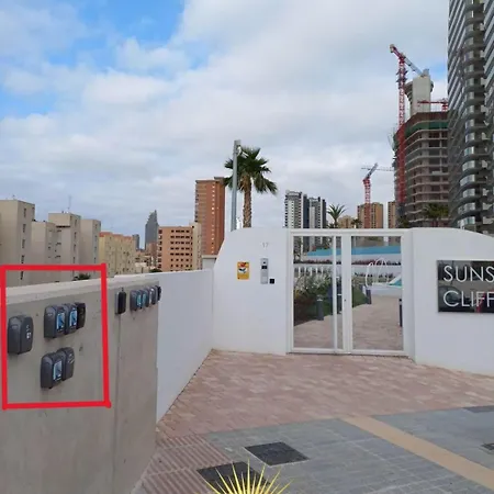 Sunset Cliffs Palms Apartment