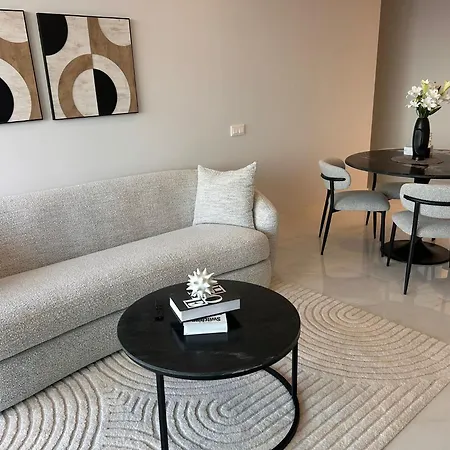 Apartment Residencial 3 *