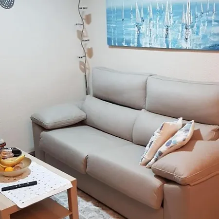 Apartamento Cozy Just 8 Min Walk From The Beach!