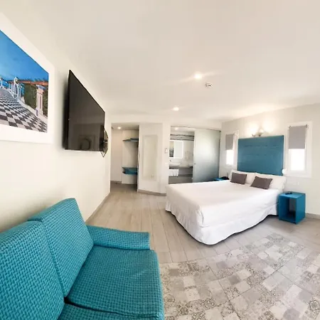 Clopy Rocamar Hotel