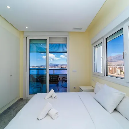 Luxury With Stunning Seaview In