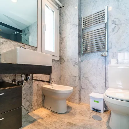 Luxury With Stunning Seaview In *