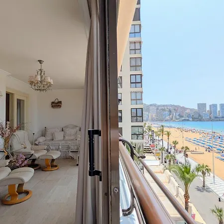 Arenas Beachfront Apartment