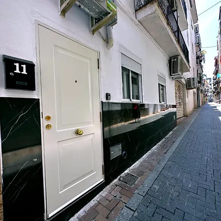 El Refugio Del Puerto Apartment *