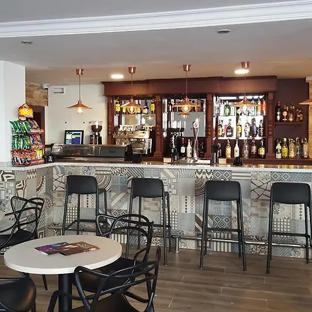 Hotel Hotel Queens - Adults Only 2*