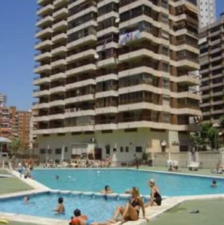 Mariscal Iii Hotel