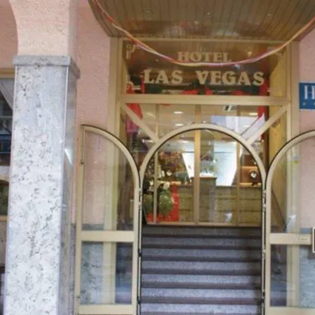 Vegas Hotel 2*
