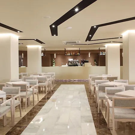 贝尼多姆赫利奥斯酒店