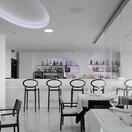 Del Mar Hotell 4*