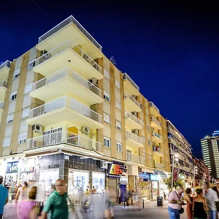 아파트호텔 Avenida 2*