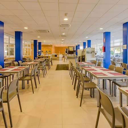 特拉尔达旅行者公寓式酒店