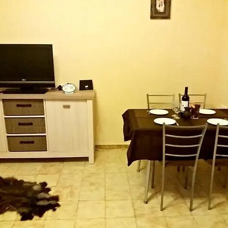 Montecarlo Apartment *