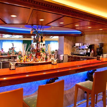 Avenida Hotel 4*