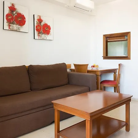 Apartamento Gemelos 4 *