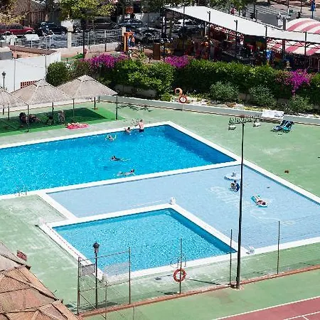 Gemelos 2 Apts 2*