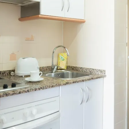 Gemelos 2 Apts 2* 貝尼多姆